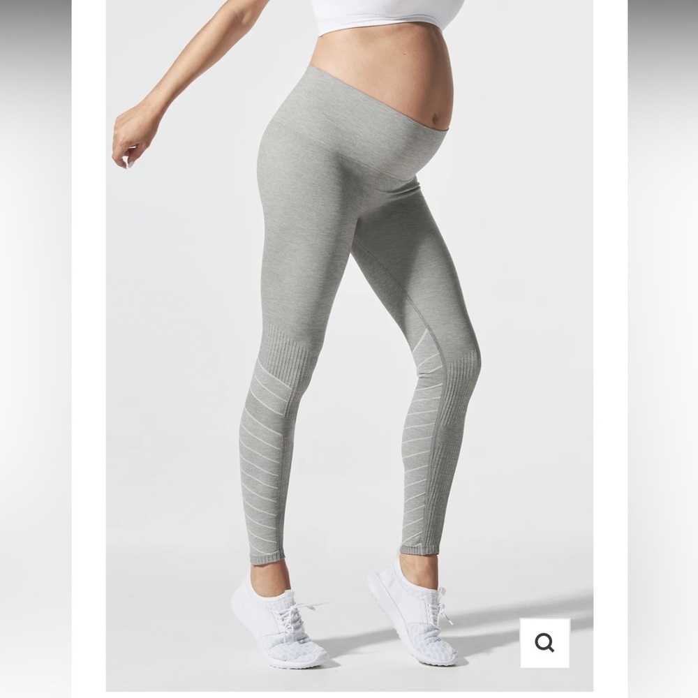 Blanqi Hipster Contour Leggings. Size M
